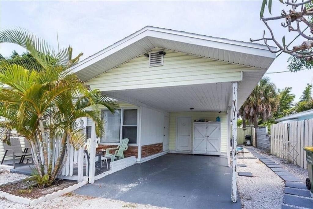 Lovely 1 Bedroom Unit Across From Lido Key Beach ساراسوتا المظهر الخارجي الصورة