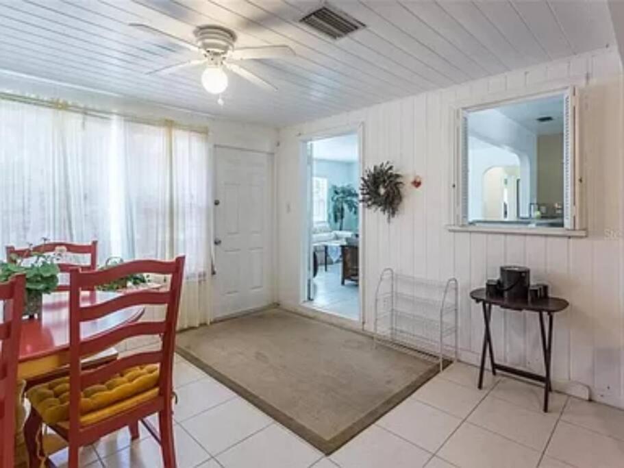 Lovely 1 Bedroom Unit Across From Lido Key Beach ساراسوتا المظهر الخارجي الصورة